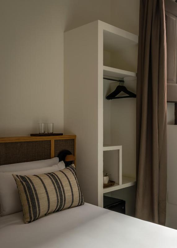 BYPILLOW Cluc Begur - image 29