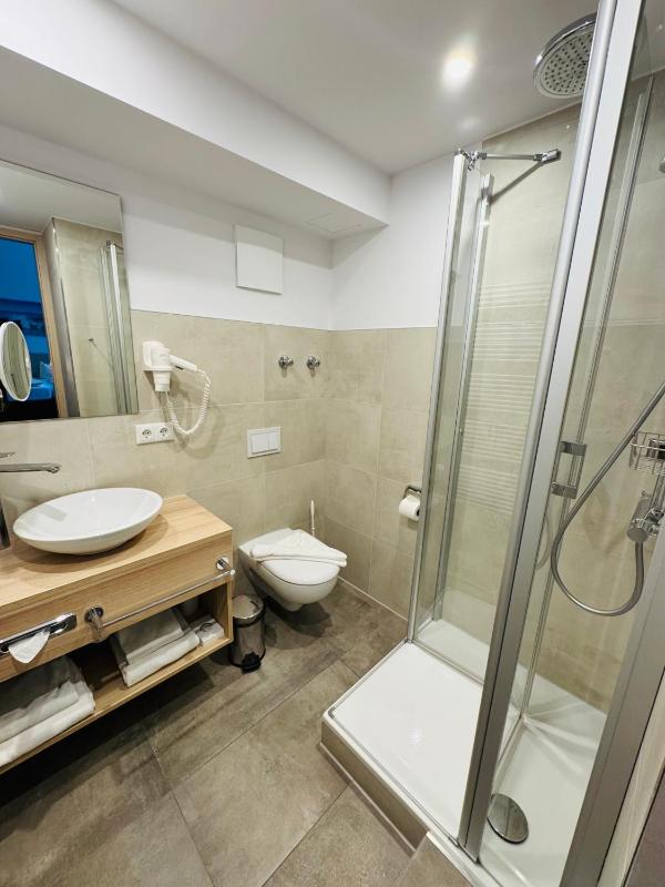 Ferienhotel Alter Bahnhof garni - image 35