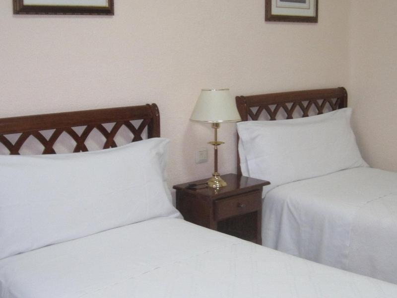Hostal Gonzalo - image 9