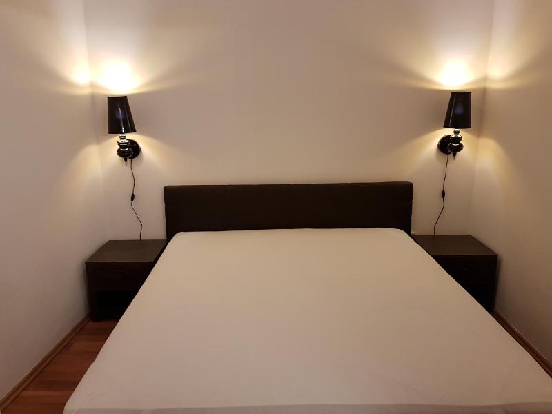 One-Bedroom Apartment image 3