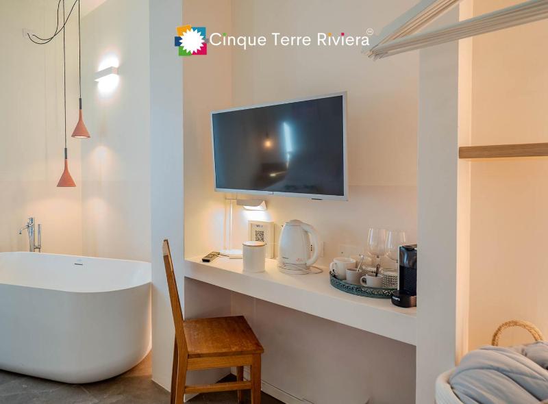 Isabella Boutique Rooms - image 34