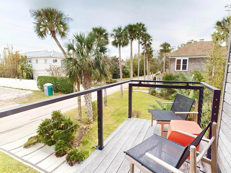 Private Pool Hot Tub Rooftop Deck - Waterscape - image 23