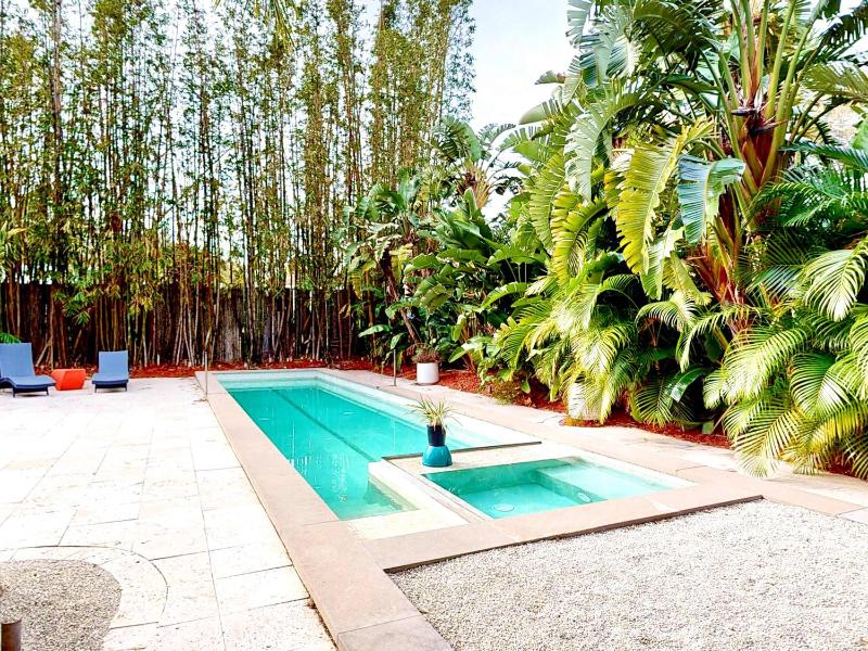 Private Pool Hot Tub Rooftop Deck - Waterscape - image 12