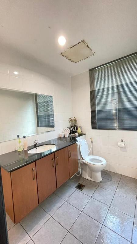 6A SANTUBONG SUITES by MF - image 12