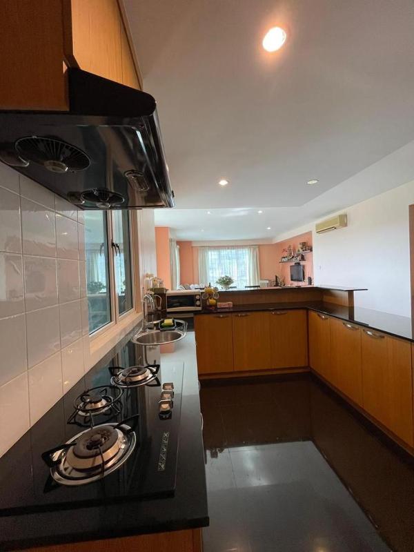 6A SANTUBONG SUITES by MF - image 13