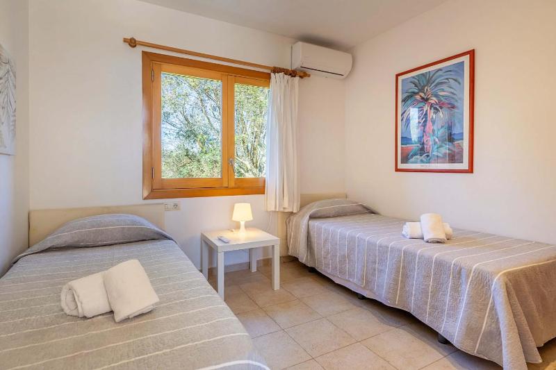 Villa Soler de Baix by Sealand Villas - image 32