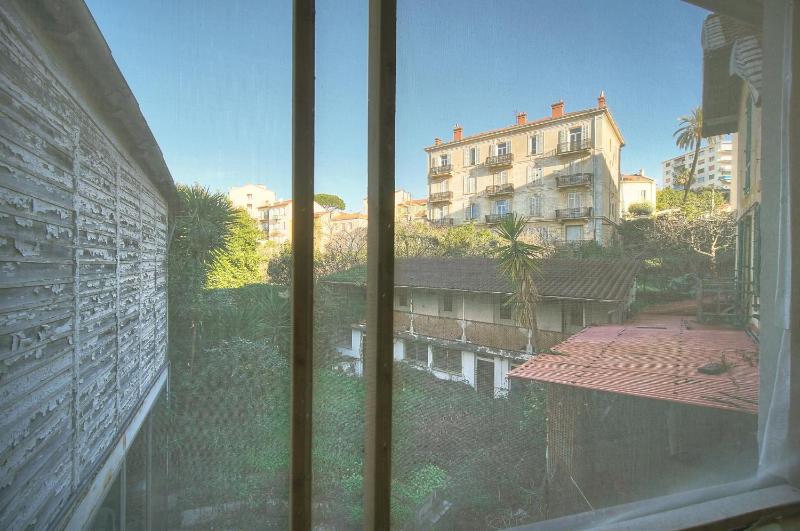 FRGK Spacious 100 sqm Loft with Terrace 2 Ensuite - image 48