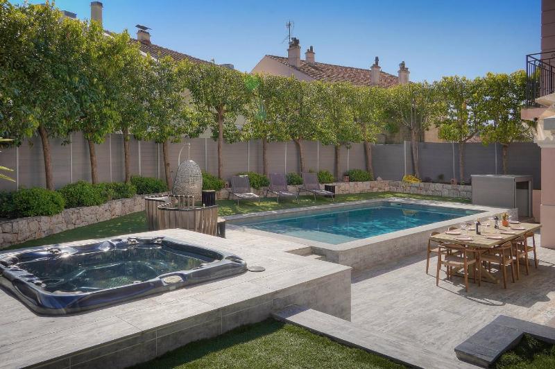 FRGK 'La Cote d'Azur Villa Private Pool AC Ultra-Fast Wi-Fi' - image 9