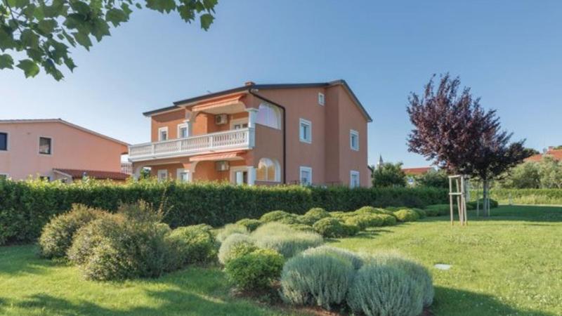 Apartman Benni by Villas Guide - image 1