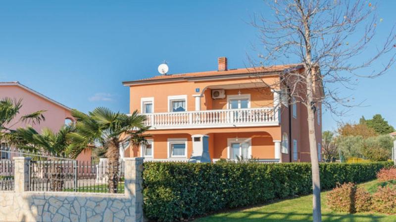 Apartman Benni by Villas Guide - image 19