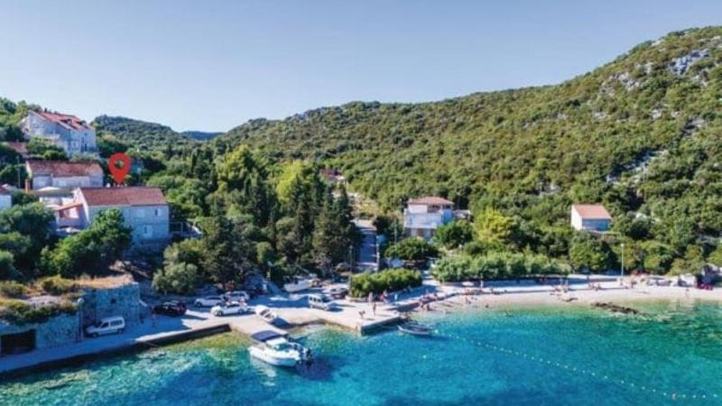Villa Margarita Sipan by Villas Guide - image 1