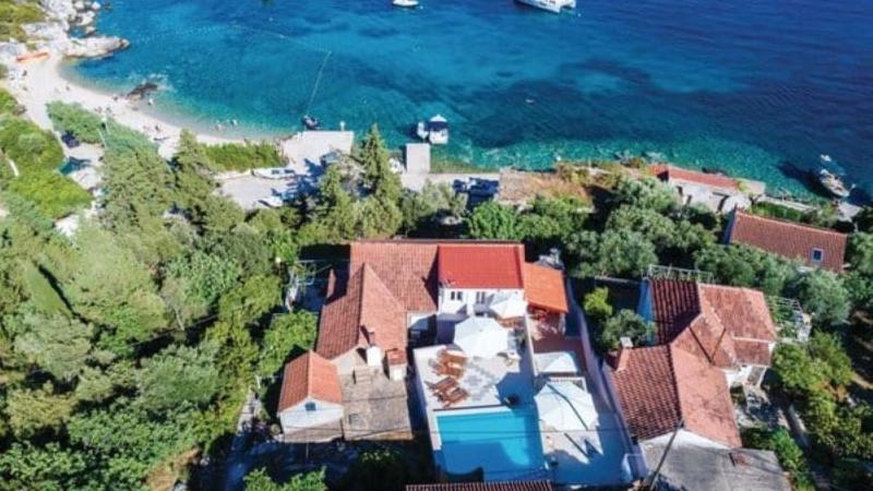 Villa Margarita Sipan by Villas Guide - image 15