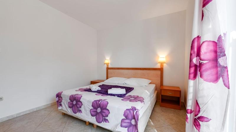Villa Margarita Sipan by Villas Guide - image 14