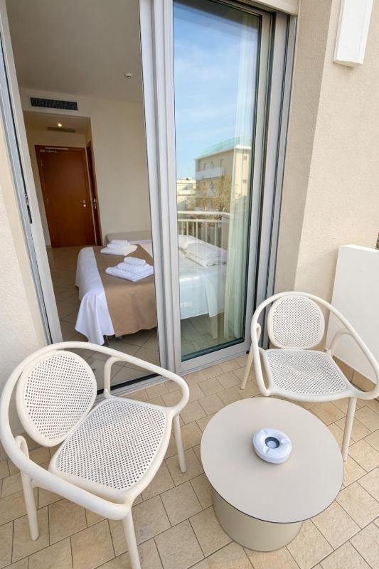 Hotel Regal - image 21