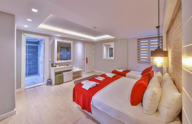 Lale Hotel - image 6