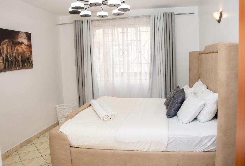 Cozy urban homes - image 10