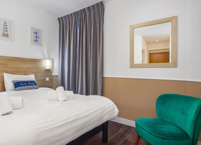 Hotel Parisien - image 24