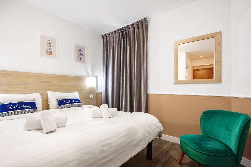 Hotel Parisien - image 18
