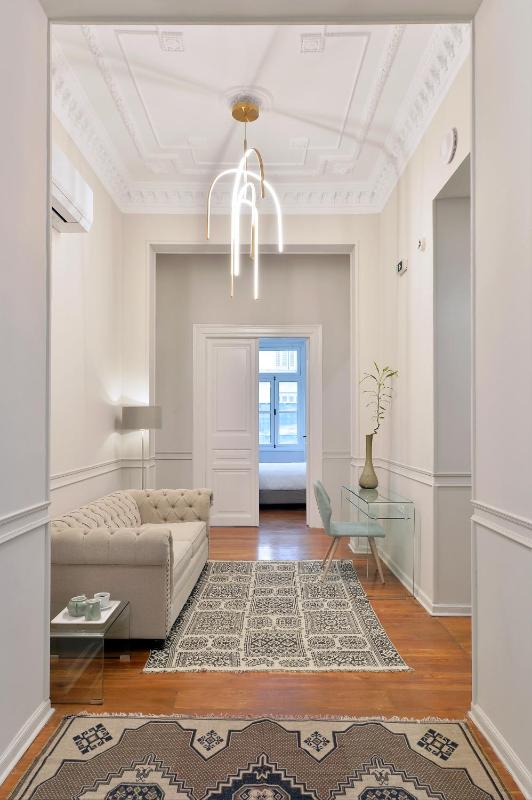 1900 ATHENIAN HOUSE - image 1