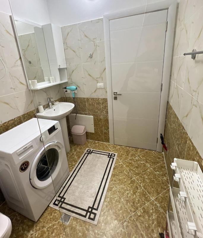 Sea View Apartment - image 13