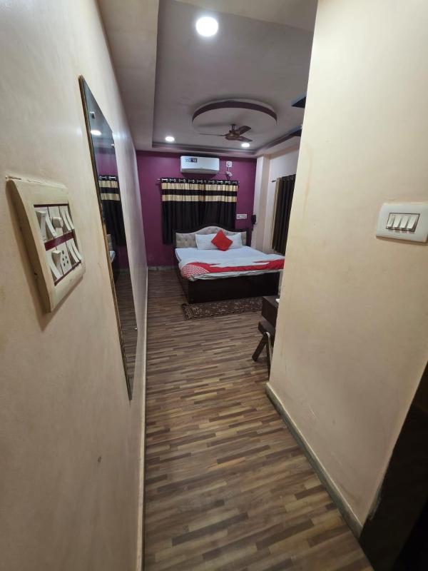 Hotel Golden Rose - image 5