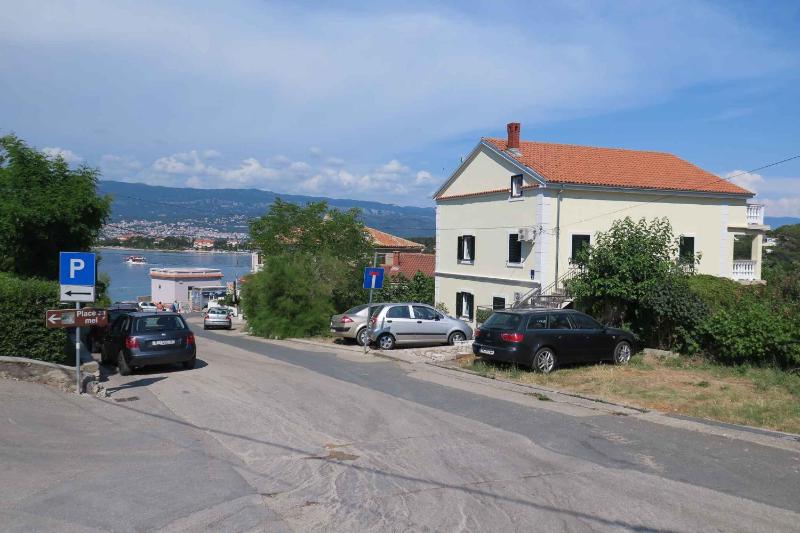 Apartments in Silo - Insel Krk 13592 - image 10