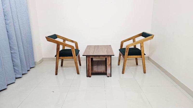 Cozy Den Hotel - image 11