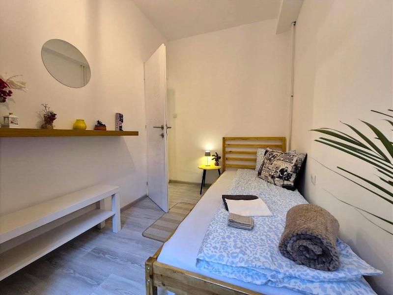 Vracar Cozy Nook - image 10