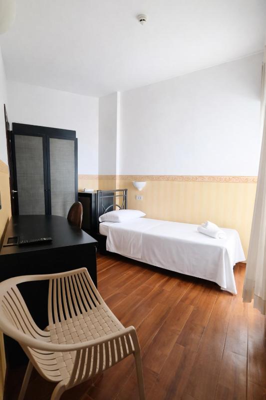 Hotel Regina Fronte Mare - image 19