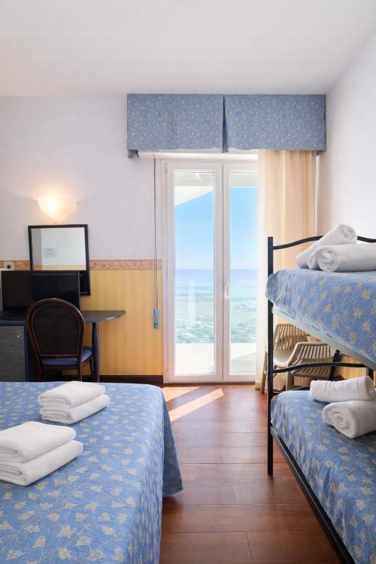 Hotel Regina Fronte Mare - image 17
