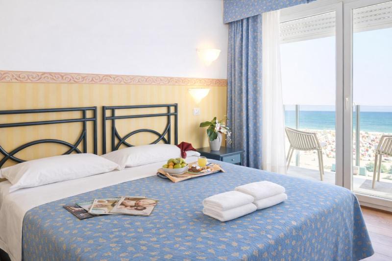 Hotel Regina Fronte Mare - image 26