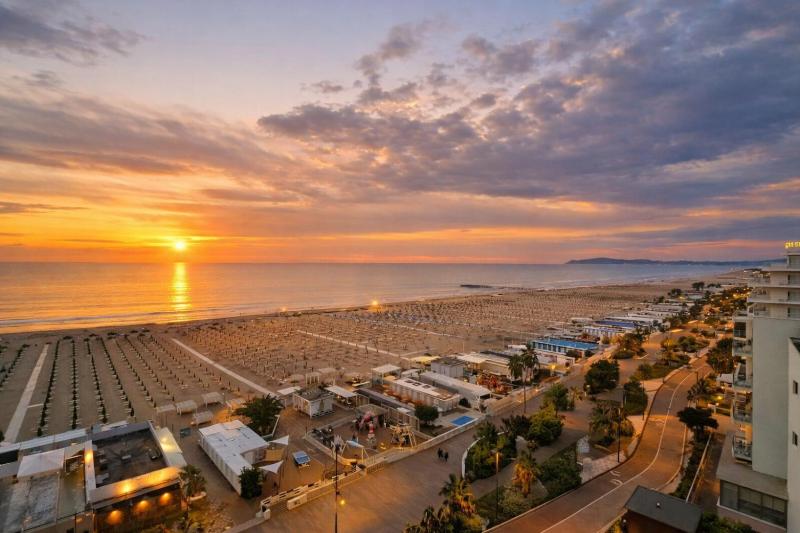 Hotel Regina Fronte Mare - image 13