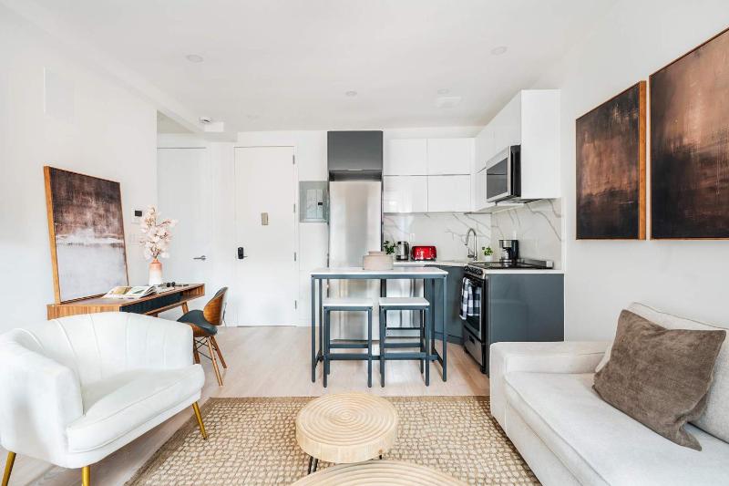 319-3A XL New Modern 1BR Union Square WD in Unit - image 11