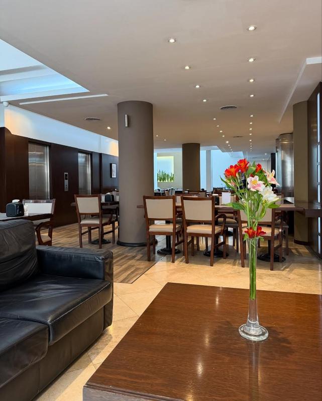 Urquiza Apart Hotel & Suites - image 46