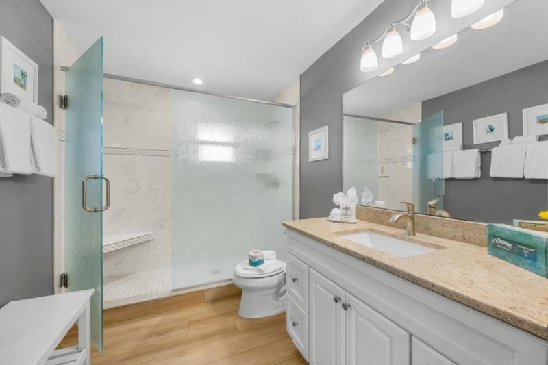 Blind Pass Unit G201 condo - image 7