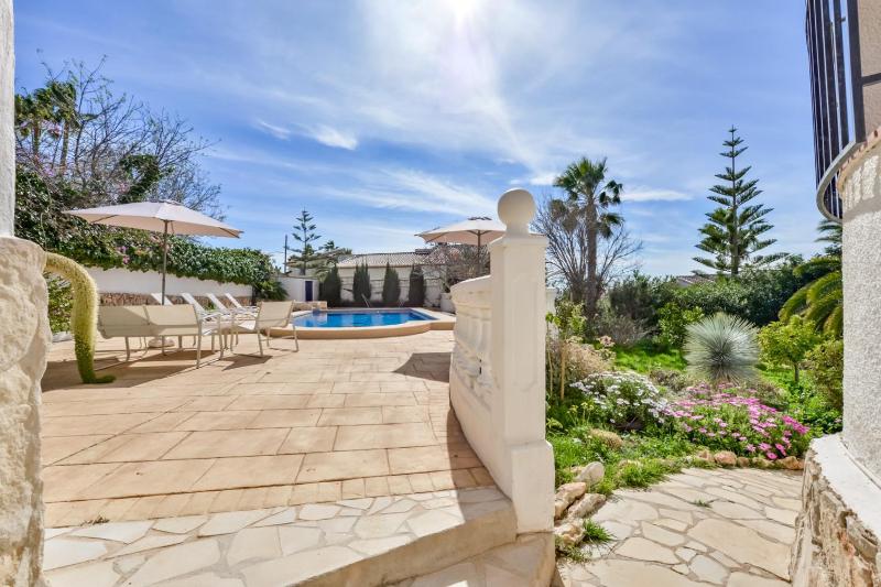 AT363 Buenavista - image 17