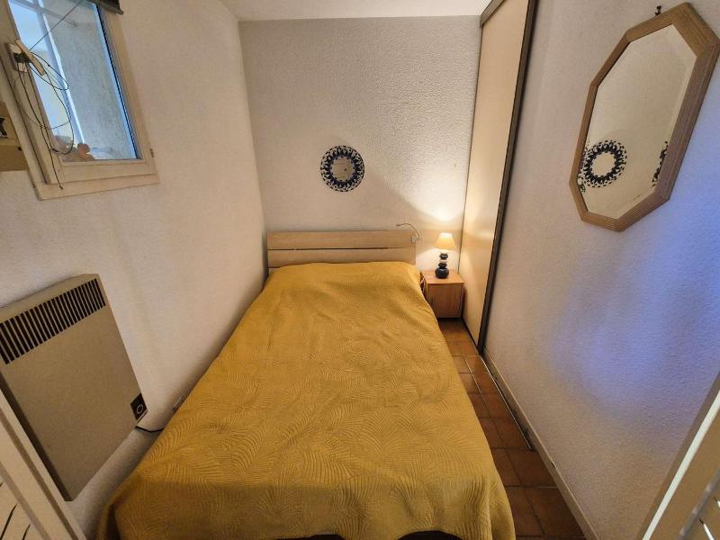 Appartement vue mer dans grand domaine avec piscine. - image 13