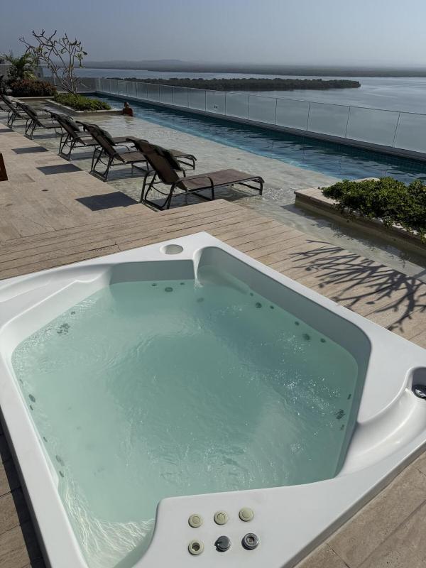 Luxury Ocean View Aparment - image 5