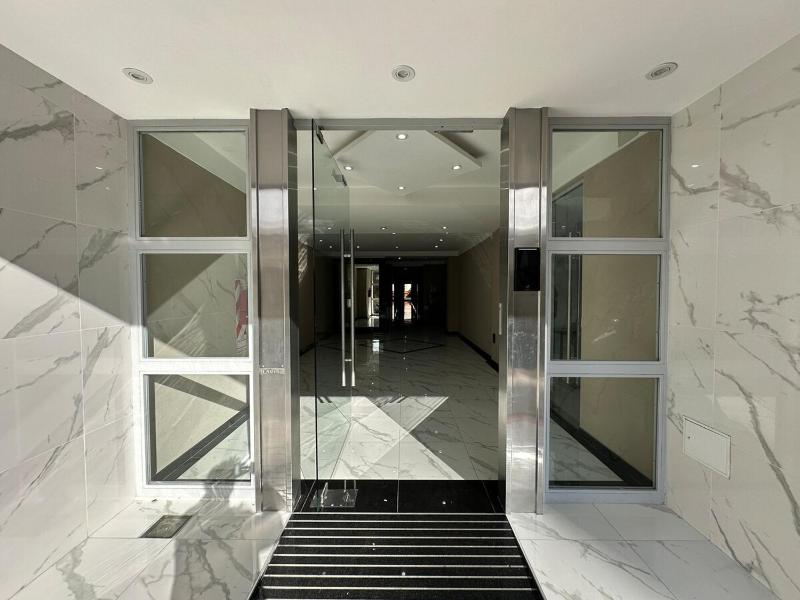 Zafiro SKY - Modern Apartment - image 10