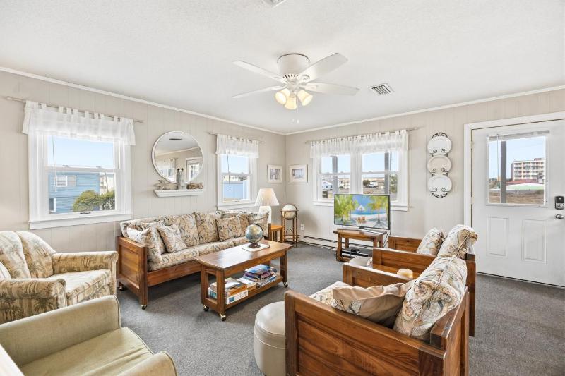 5200 - Seaside - image 47