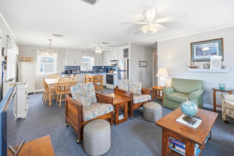 5200 - Seaside - image 5