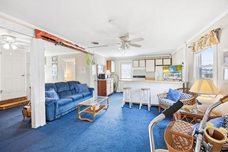 5200 - Seaside - image 50