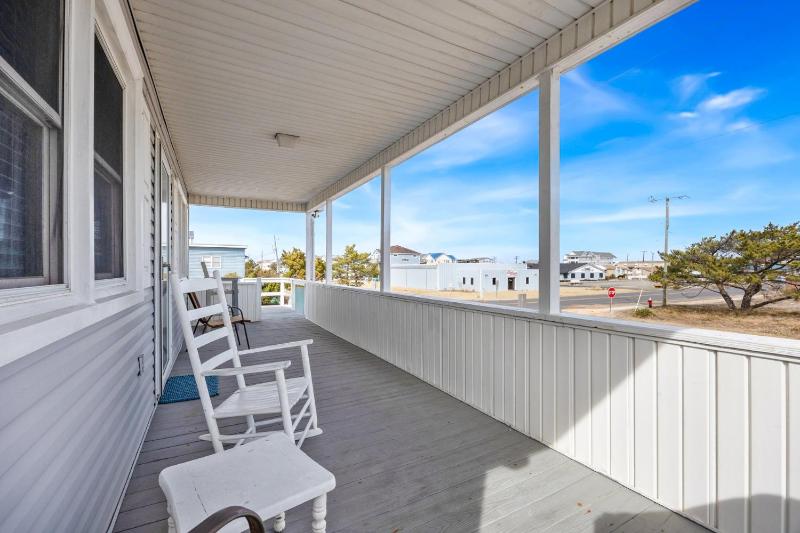 5200 - Seaside - image 6