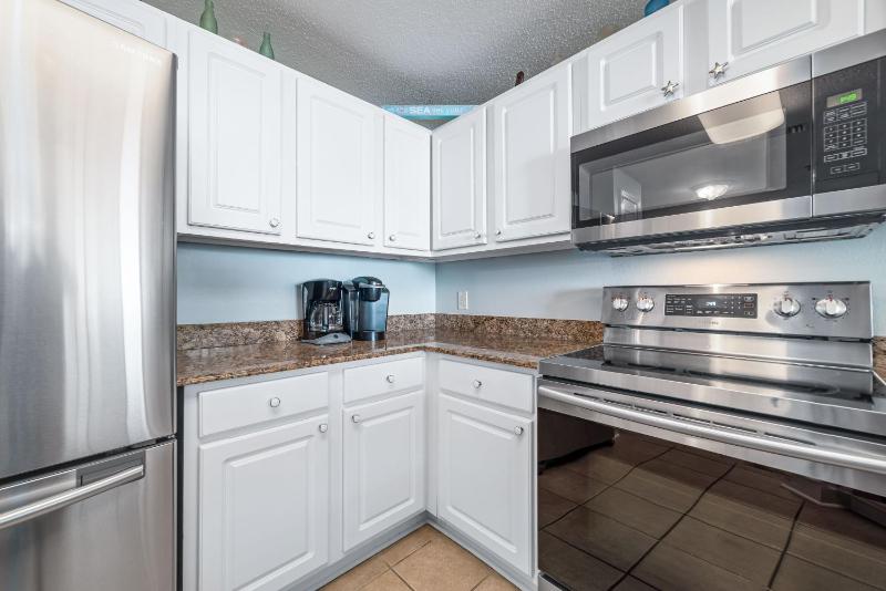 Palacio Unit 403 - image 4