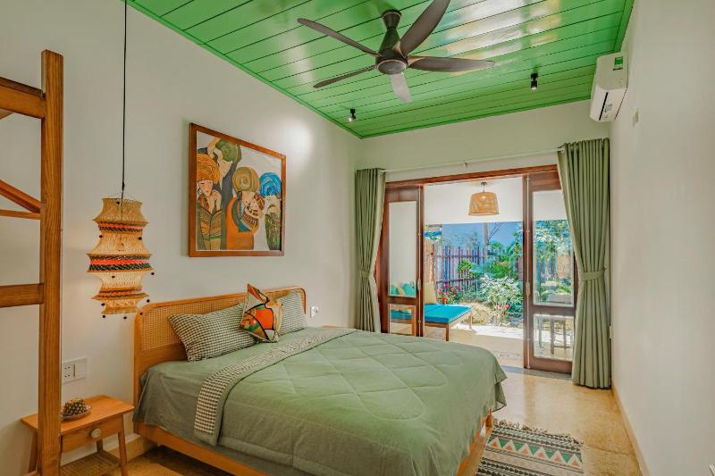 Holiday Villa 6BR Beachside by HÙA Homes - image 16