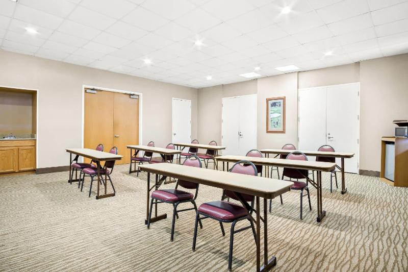Comfort Inn Gold Coast - image 26