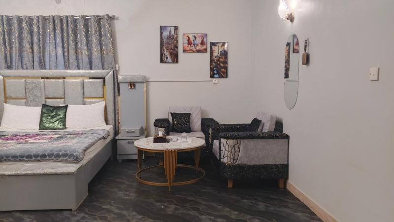 Family Guest House - image 6