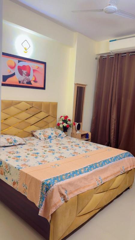 3 bhk luxury 4 AC flat in Vaishali 4 balconies - image 8