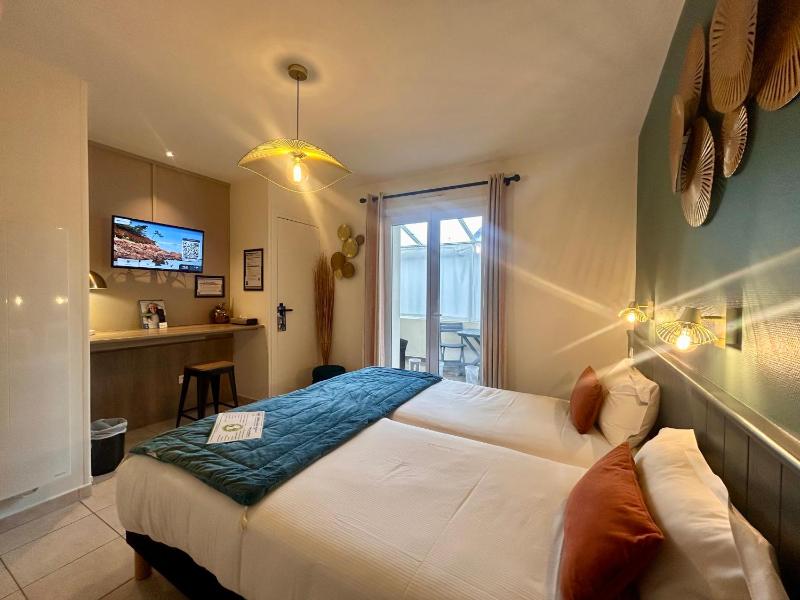 BRIT HOTEL CONFORT Lannion vers Perros-Guirec - image 39