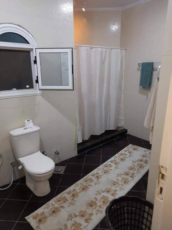 Private villa with swimming pool - image 6